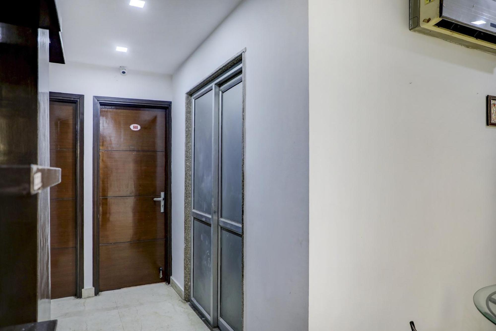 Collection O R S Villa Near Lotus Temple Нью-Дели Экстерьер фото